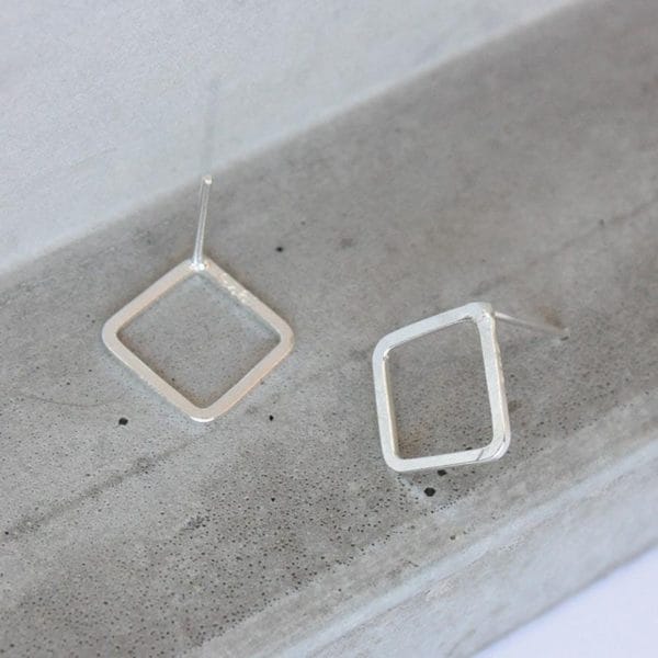 Diamond 2D Studs