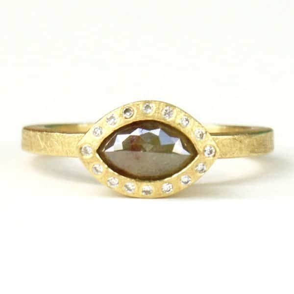 18k Yellow Gold Oval