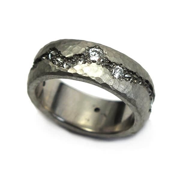 Platinum Hammered Fissure Diamond Band