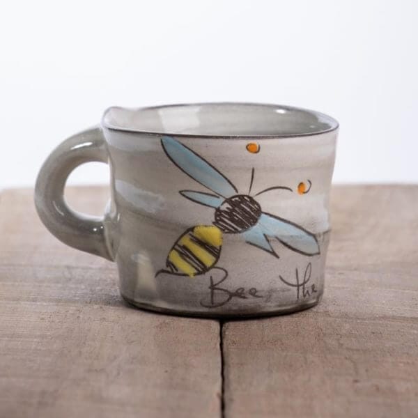 Bee the change mug